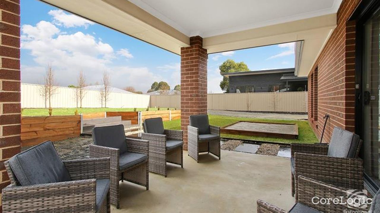 4-bedroom house at 4 Mann Court, Indigo Council, Victoria