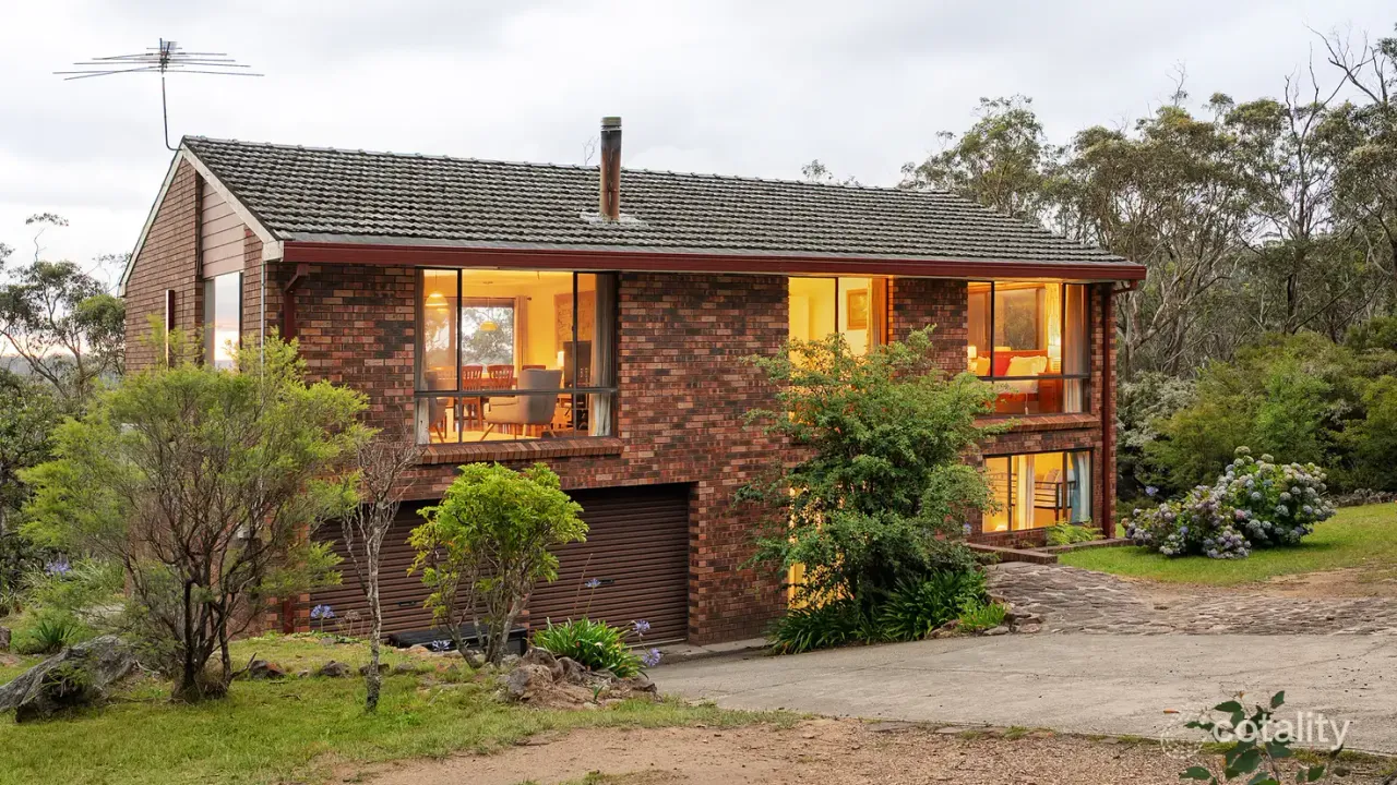 3-bedroom house at 49-63 Narrow Neck Road, Katoomba, NSW 2780, Blue Mountains, New South Wales