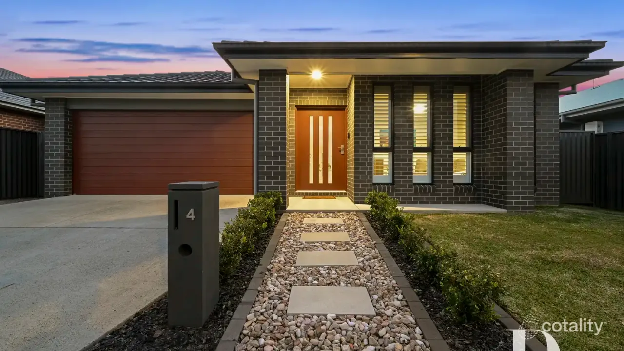 4-bedroom house at 4 Sandcastle Drive, Sandy Beach, NSW 2456, Coffs Harbour, New South Wales