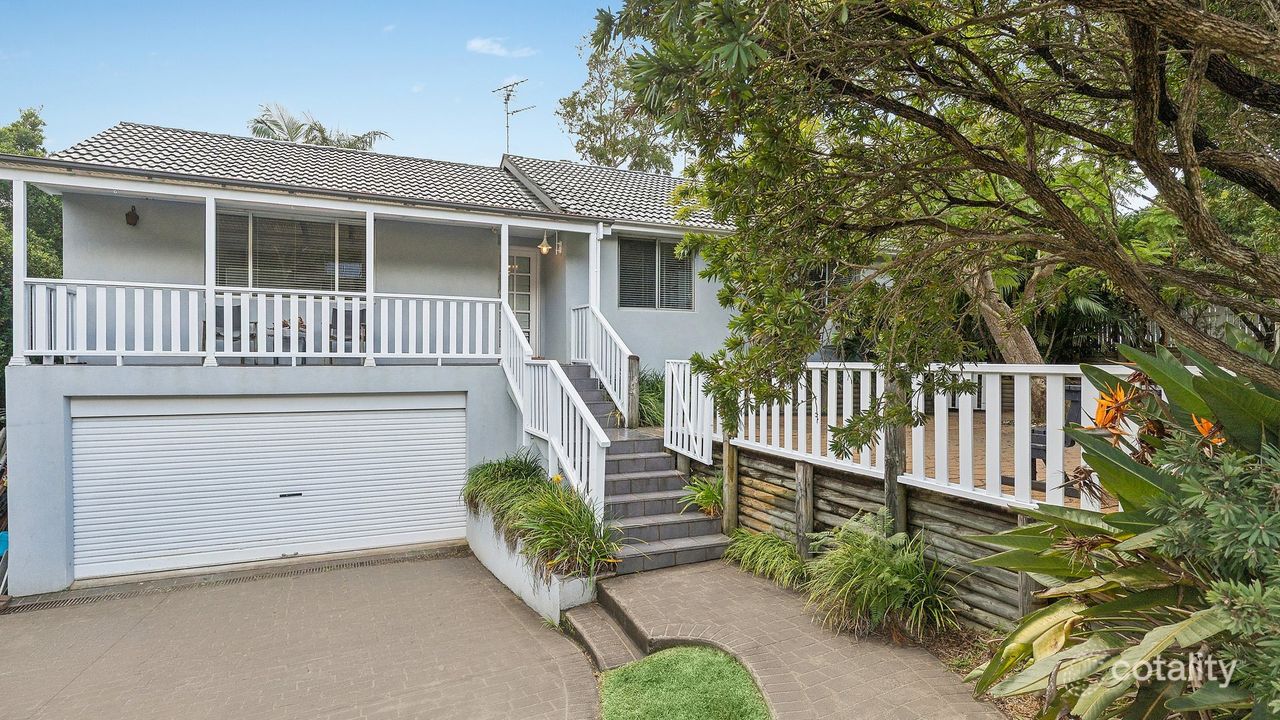 7-bedroom house at 3 Kauri Avenue, Berowra, NSW 2081, Hornsby, New South Wales