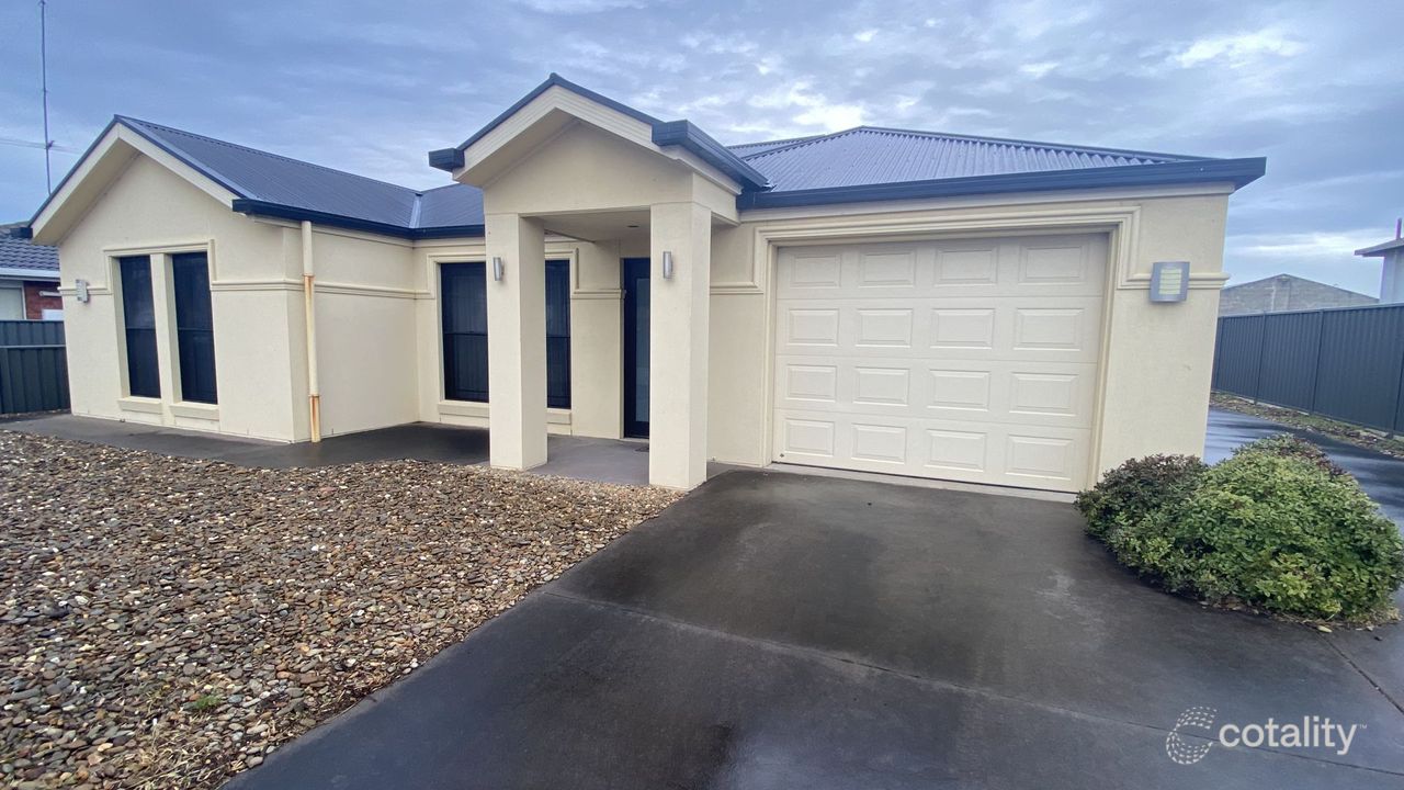2-bedroom unit at 1/210 Commercial Street East, Mount Gambier, SA 5290, Mount Gambier Council, South Australia