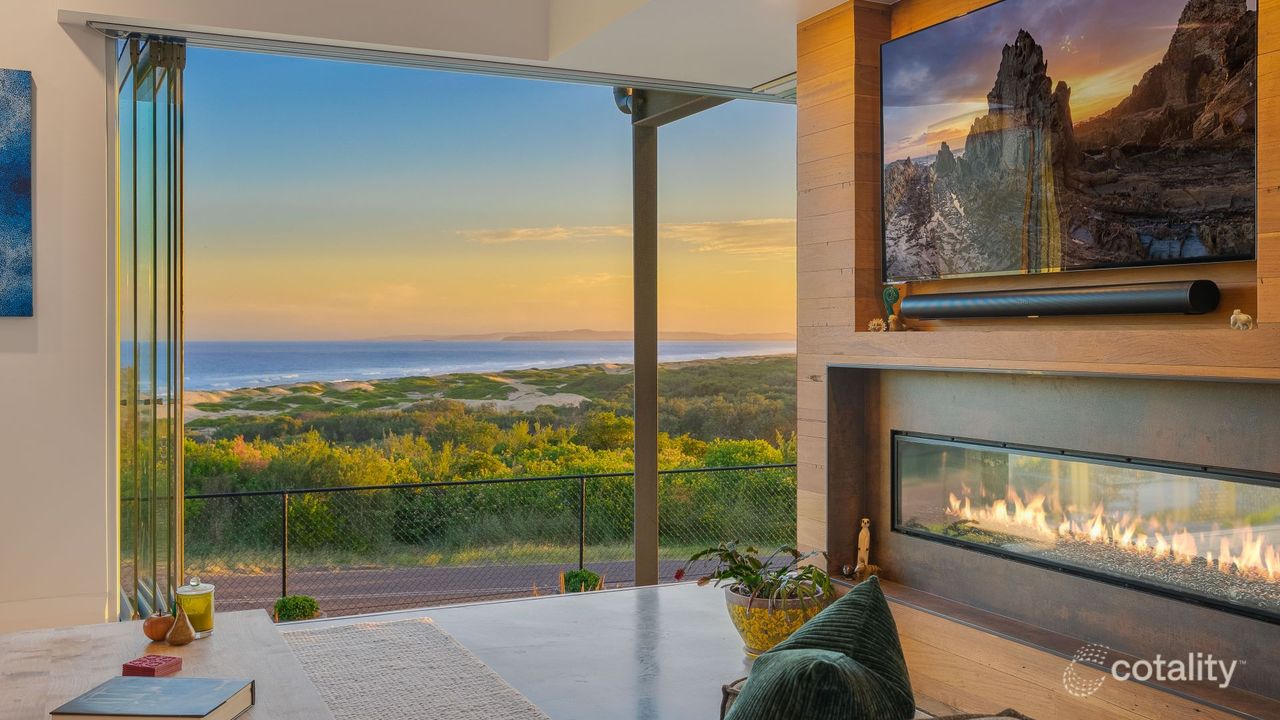 5-bedroom house at 51 Steel Street, Redhead, NSW 2290, Lake Macquarie Council, New South Wales