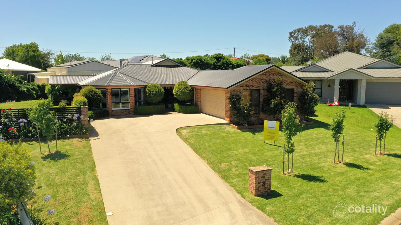 4-bedroom house at 3 Gold Court, Young, NSW 2594, Hilltops, New South Wales