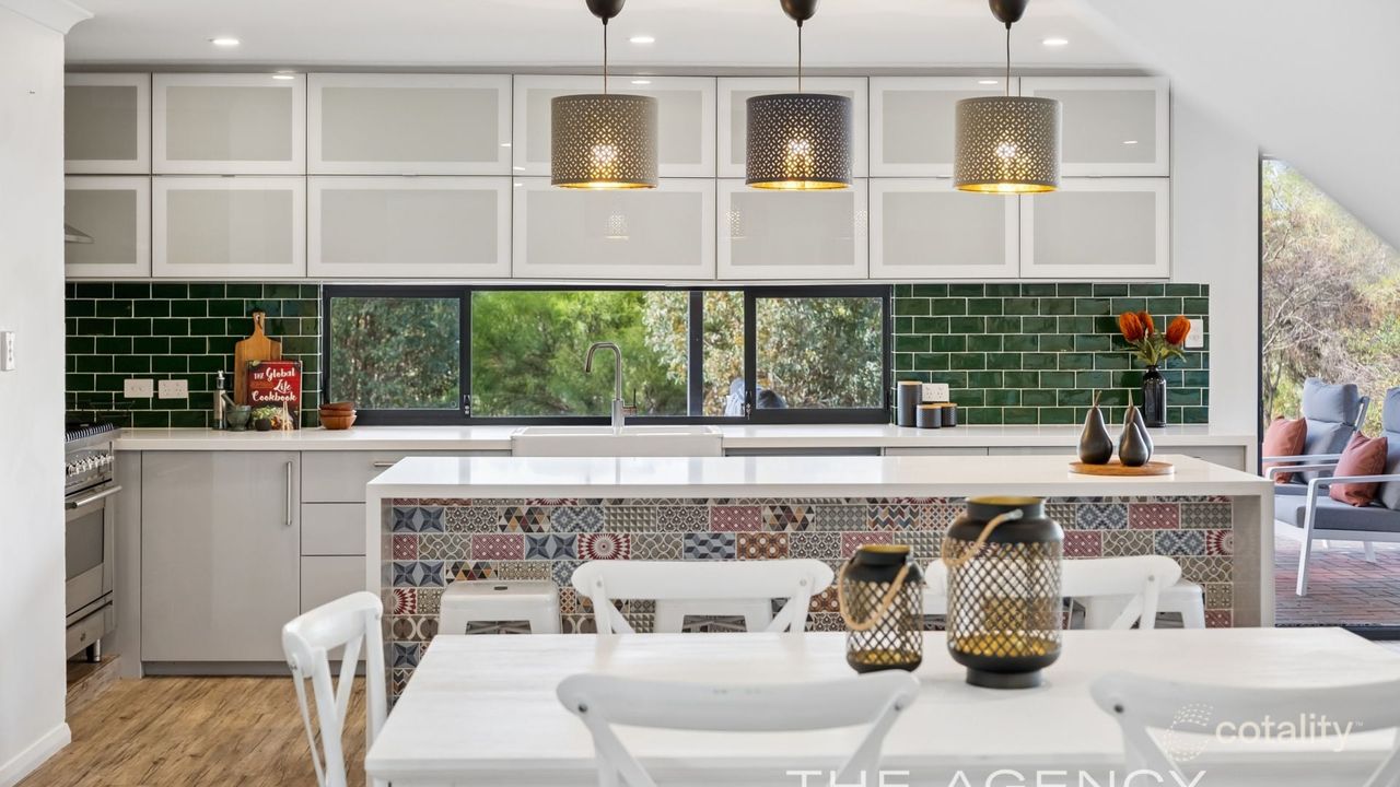 4-bedroom house at 6 Carmichael Court, Chidlow, WA 6556, Mundaring, Western Australia