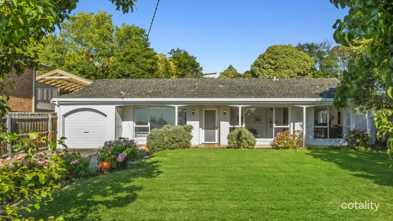 3-bedroom house at 28 Linton Lane, Highton, VIC 3216, Greater Geelong, Victoria
