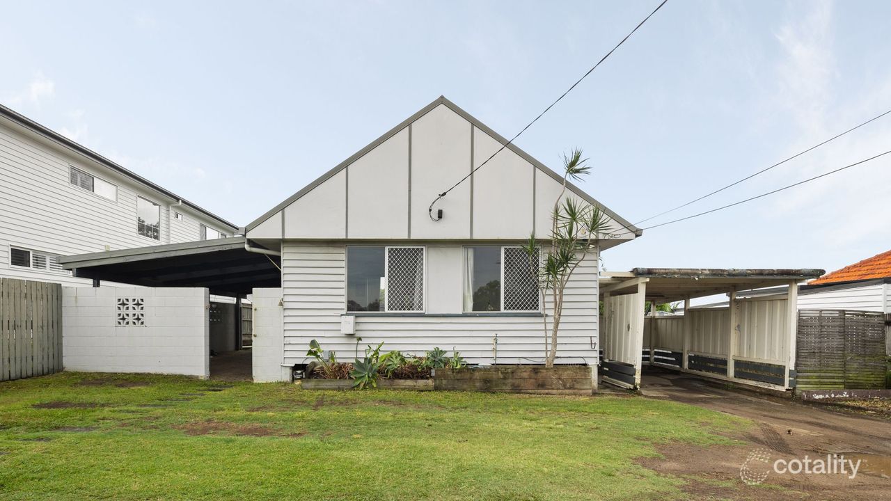 5-bedroom house at 390 Richmond Road, Cannon Hill, QLD 4170, Brisbane, Queensland