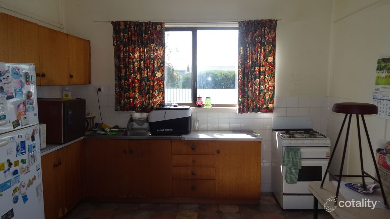 2-bedroom house at 192 Mount Gambier Road, Millicent, SA 5280, Wattle Range, South Australia