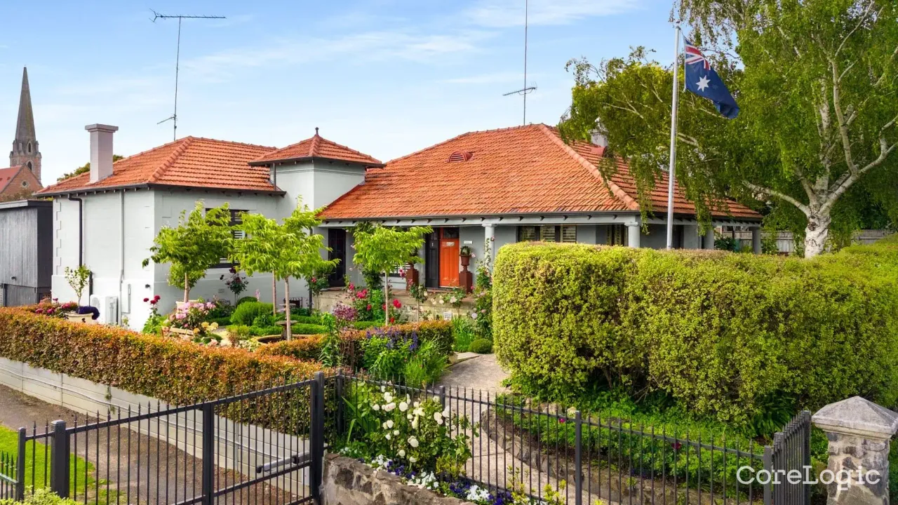 3-bedroom house at 75 Gray Street, Mount Gambier Council, South Australia