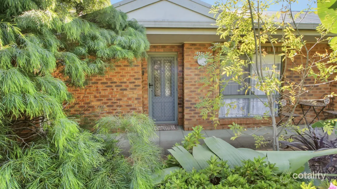 2-bedroom unit at 12 Bent Street, Bairnsdale, VIC 3875, East Gippsland Council, Victoria