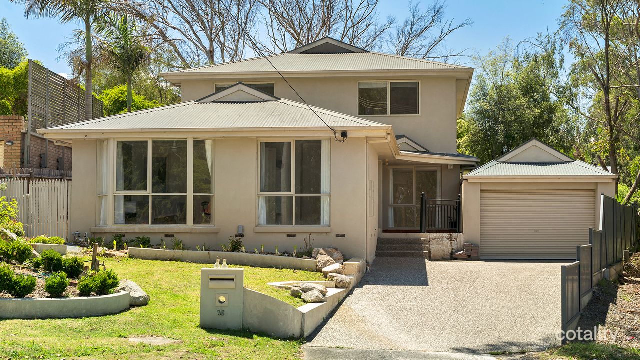 6-bedroom house at 38 Eskdale Drive, Croydon Hills, VIC 3136, Maroondah Council, Victoria