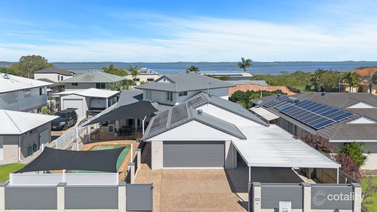 4-bedroom house at 24 Skinner Crescent, Urangan, QLD 4655, Fraser Coast, Queensland