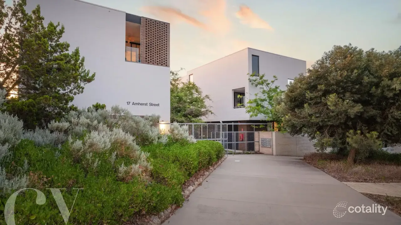 3-bedroom unit at 2/17 Amherst Street, Fremantle, WA 6160, Fremantle Council, Western Australia