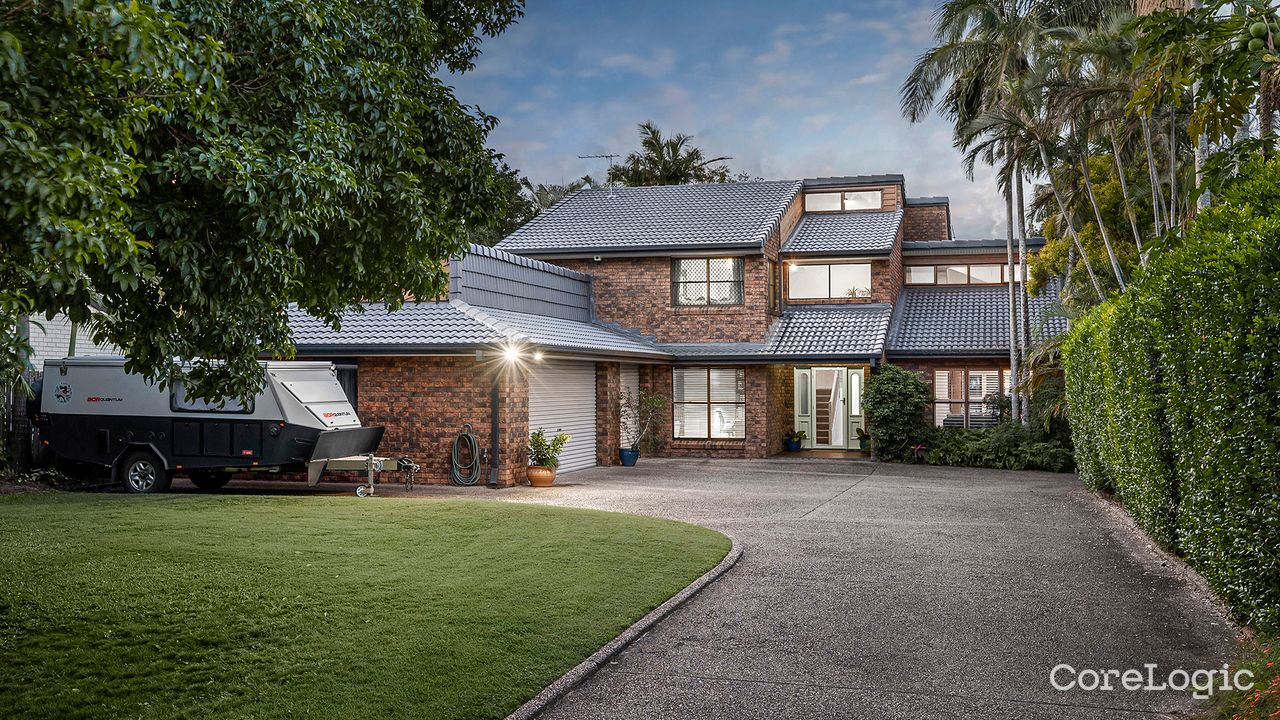 5-bedroom house at 493 Manly Road, Brisbane Council, Queensland