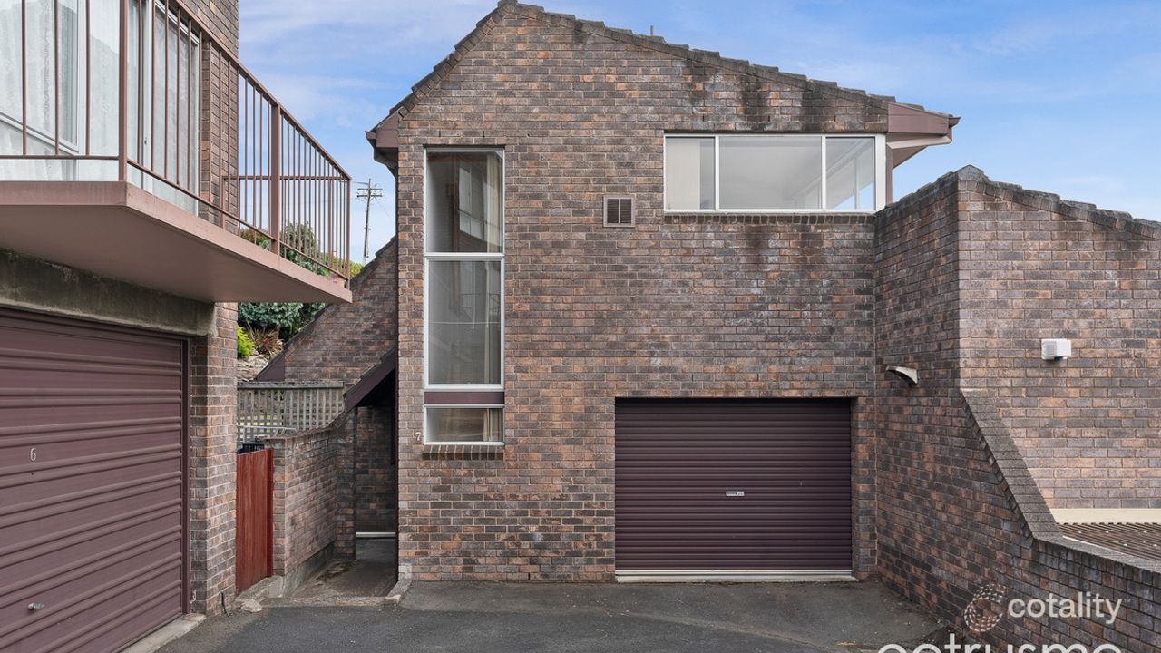 3-bedroom unit at 7/311 Churchill Avenue, Sandy Bay, TAS 7005, Hobart Council, Tasmania