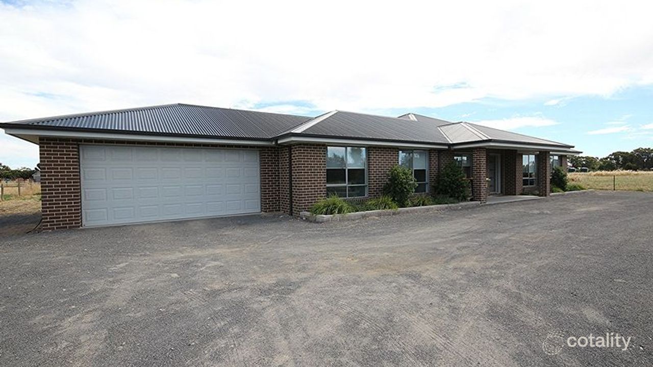 4-bedroom house at 32 Holes Road, Haven, VIC 3401, Horsham, Victoria
