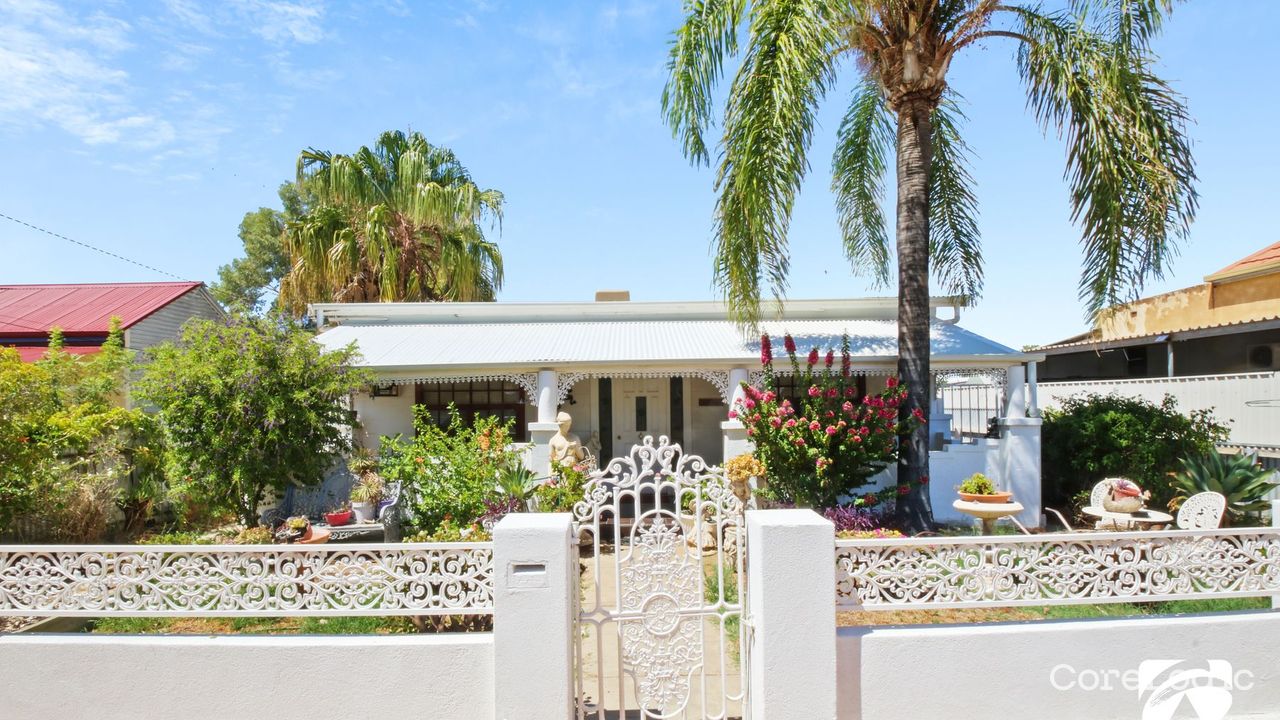 4-bedroom house at 399 Chapple Street, Broken Hill Council, New South Wales