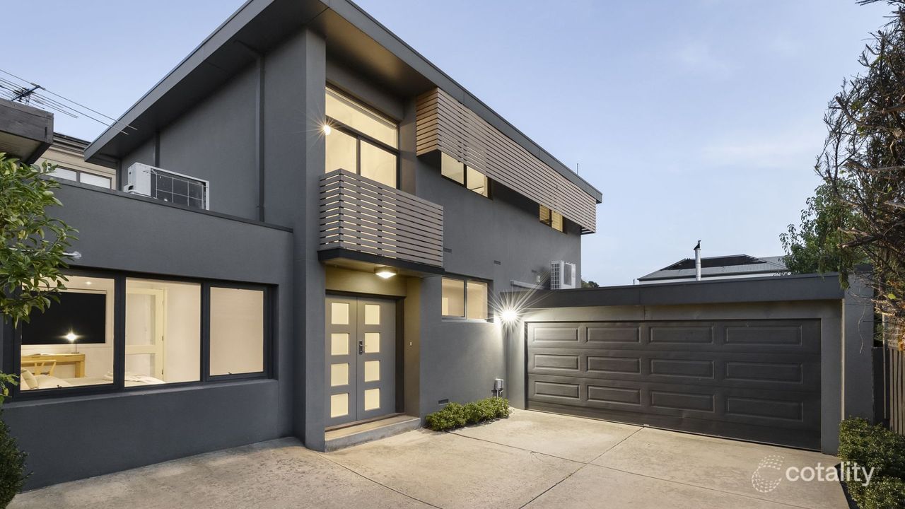 4-bedroom unit at 2/130 Parkhill Road, Kew, VIC 3101, Boroondara Council, Victoria