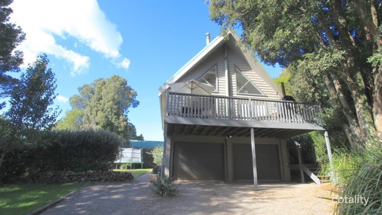 3-bedroom house at 20 Victor Crescent, Robertson, NSW 2577, Wingecarribee Council, New South Wales
