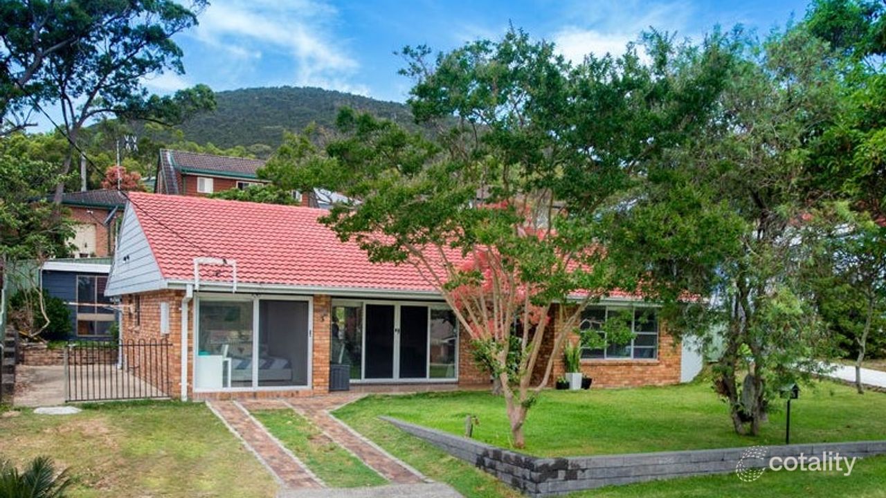4-bedroom house at 3 Essendene Road, Shoal Bay, NSW 2315, Port Stephens Council, New South Wales