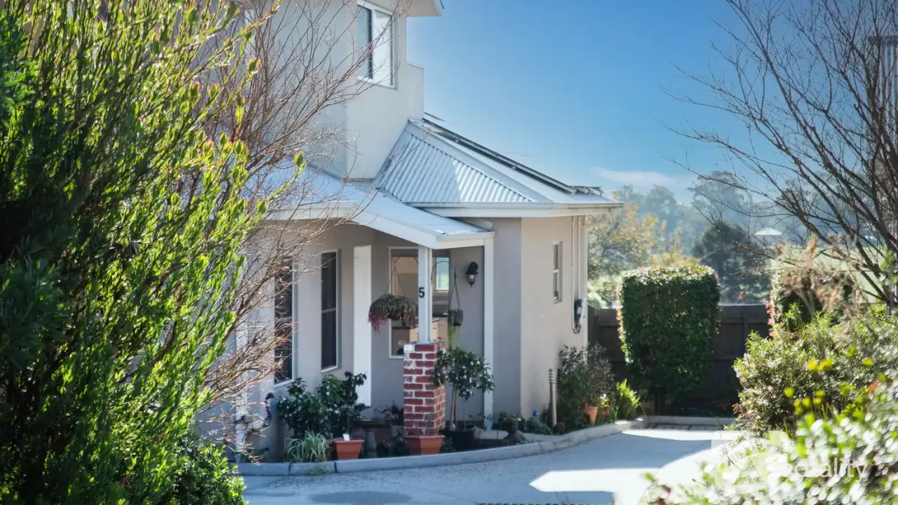 3-bedroom house at 5 Eloura Place, Gembrook, VIC 3783, Cardinia, Victoria
