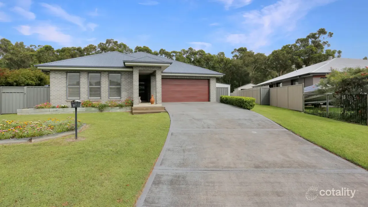 4-bedroom house at 37 Martin Circuit, Tea Gardens, NSW 2324, Mid-Coast Council, New South Wales