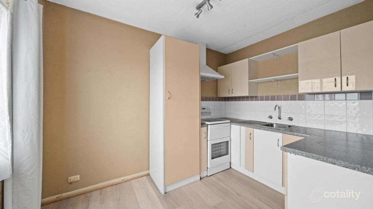 2-bedroom unit at 1/63 Donald Road, Karabar, NSW 2620, Queanbeyan-Palerang Council, New South Wales