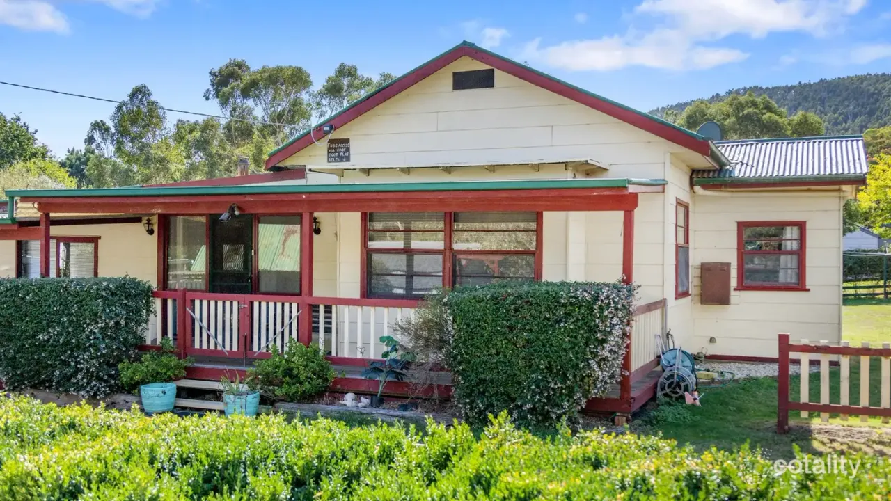 3-bedroom house at 2212 Maroondah Highway, Buxton, VIC 3711, Murrindindi Council, Victoria