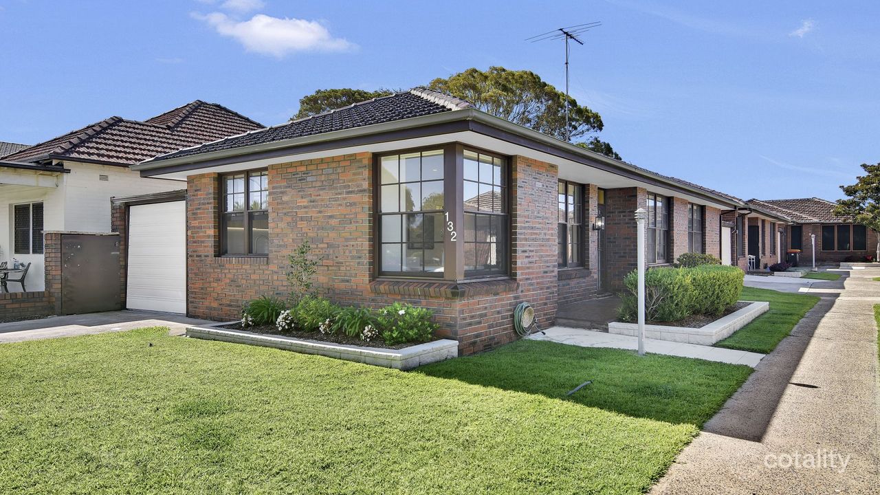 3-bedroom unit at 1/132-134 Russell Avenue, Dolls Point, NSW 2219, Bayside Council, New South Wales