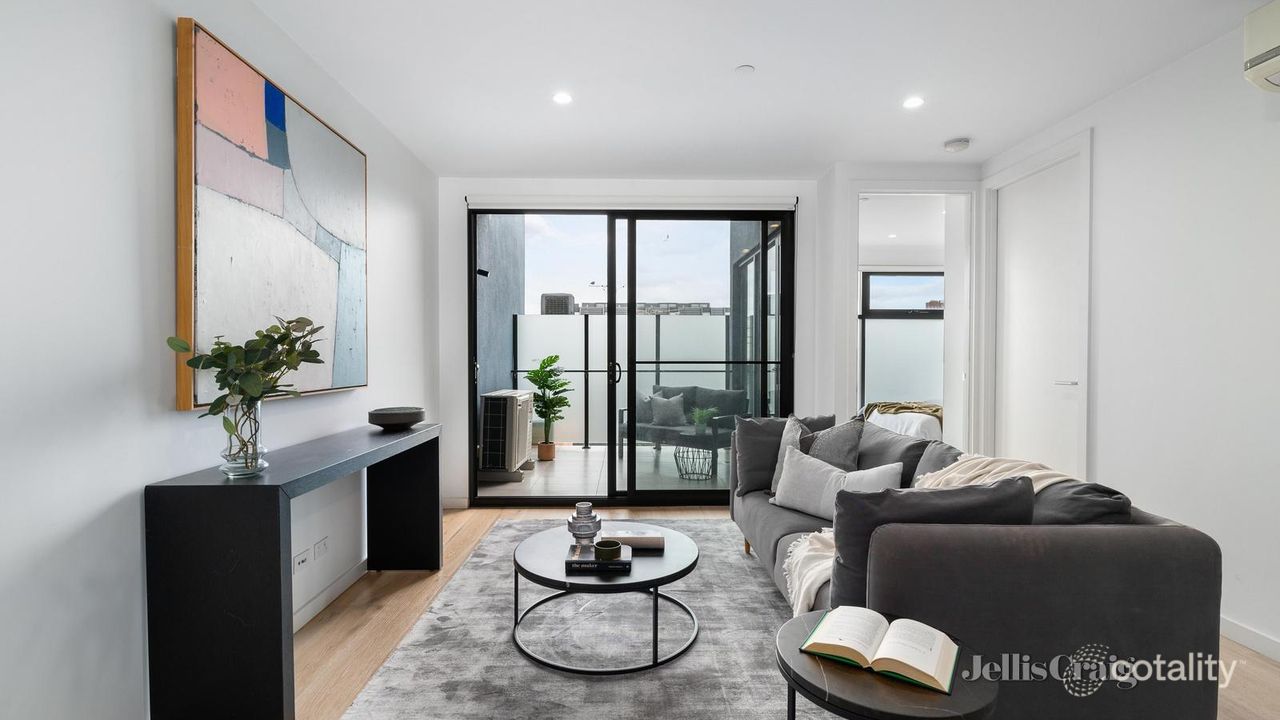 2-bedroom unit at 209/29 Loranne Street, Bentleigh, VIC 3204, Glen Eira, Victoria
