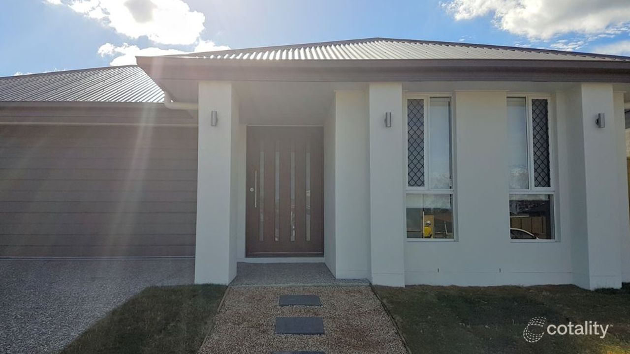 4-bedroom unit at 12 Meadows Circuit, Bellbird Park, QLD 4300, Ipswich Council, Queensland