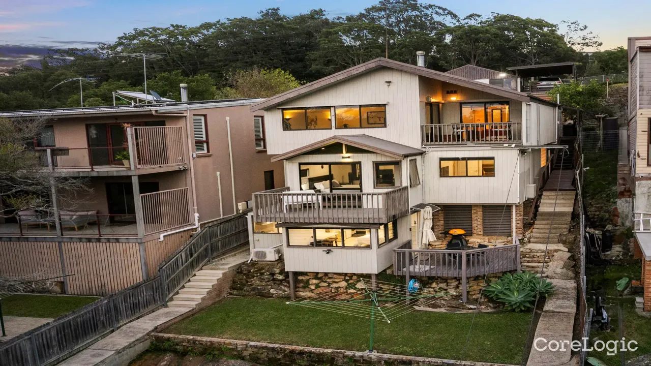 5-bedroom house at 91 Novara Crescent, Sutherland Council, New South Wales