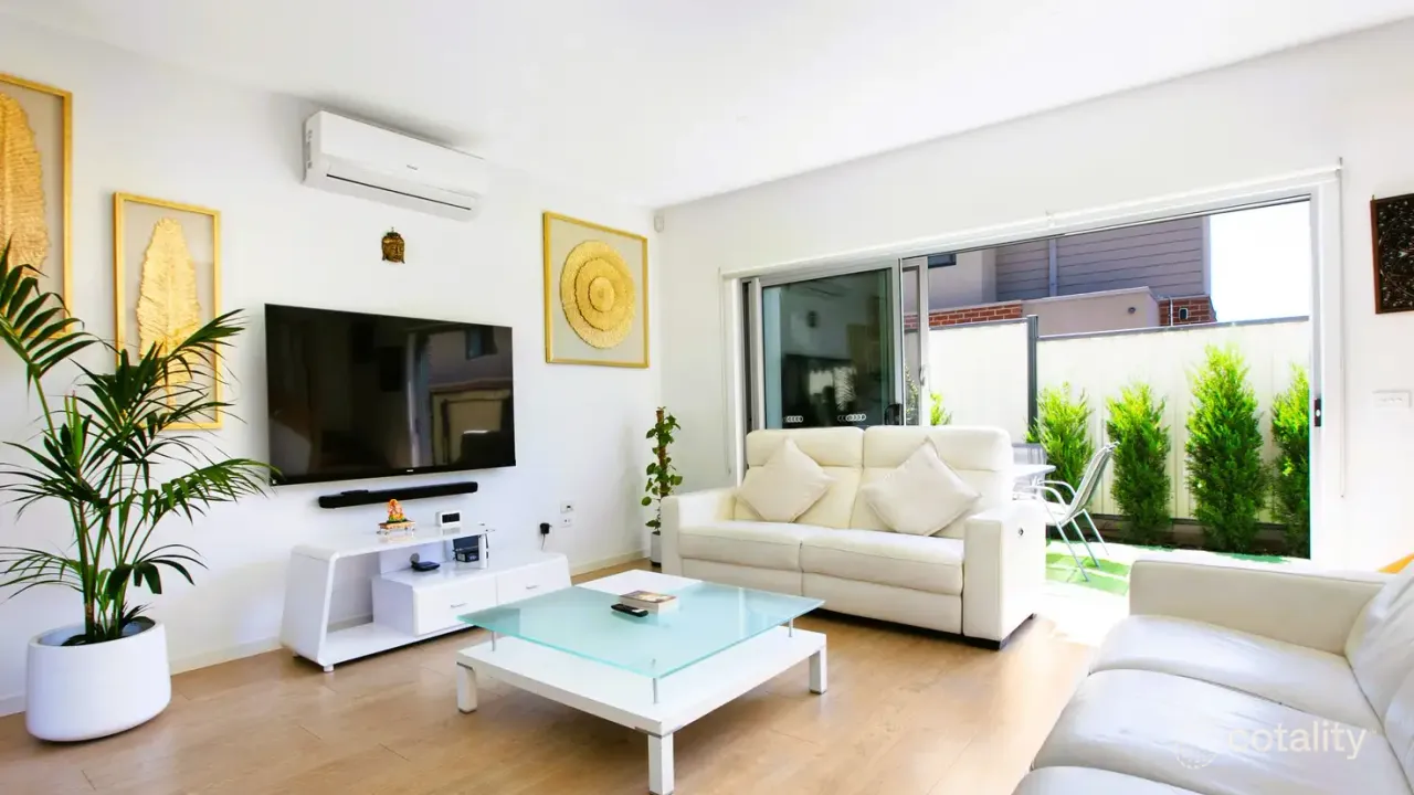 2-bedroom unit at 2/7 Loddon Avenue, Reservoir, VIC 3073, Darebin Council, Victoria