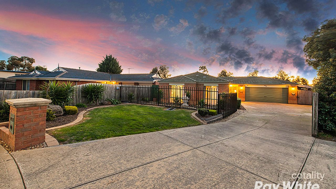 3-bedroom house at 3 Andre Court, Cranbourne West, VIC 3977, Casey, Victoria