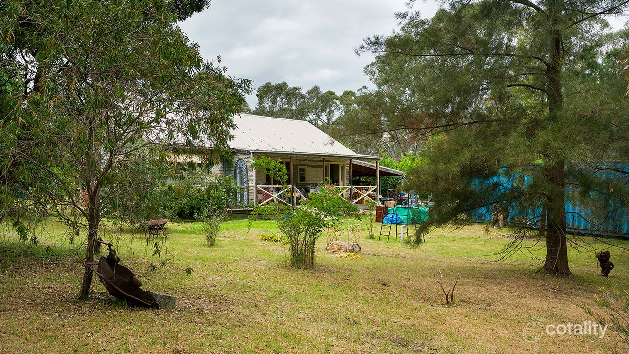 3-bedroom house at 8878 Midland Highway, Harcourt, VIC 3453, Mount Alexander, Victoria