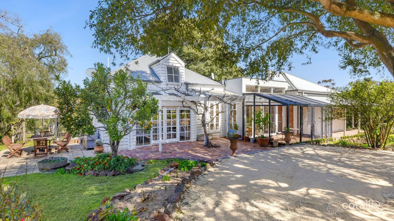 5-bedroom unit at 20 Rhinds Road, Wallington, VIC 3222, Greater Geelong, Victoria