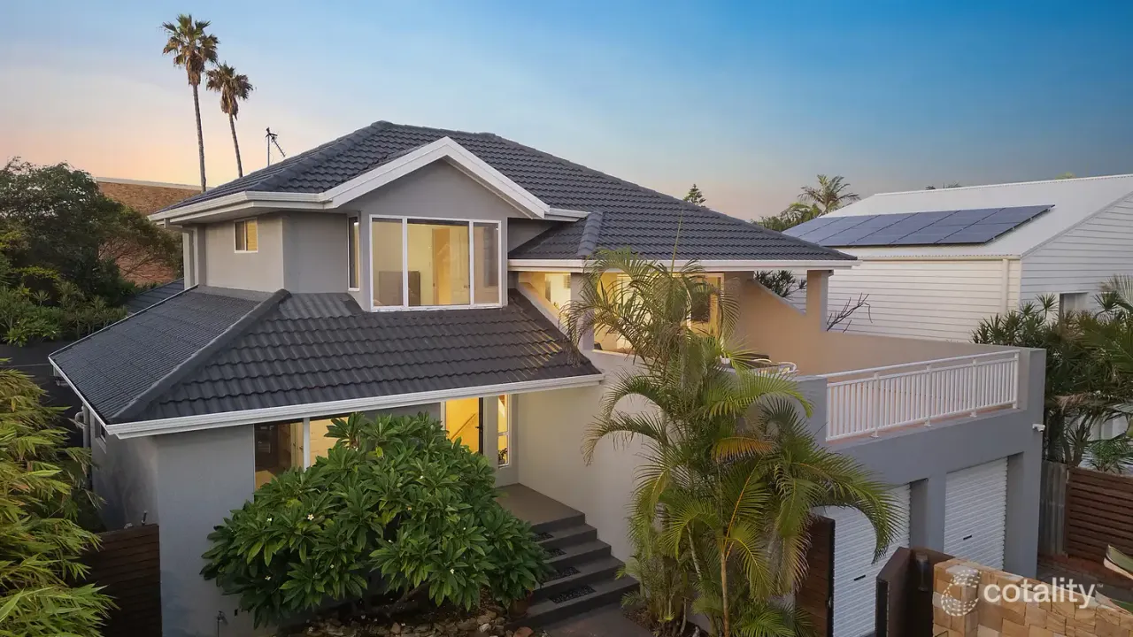 4-bedroom house at 1/2 Renown Street, Wamberal, NSW 2260, Central Coast Council, New South Wales