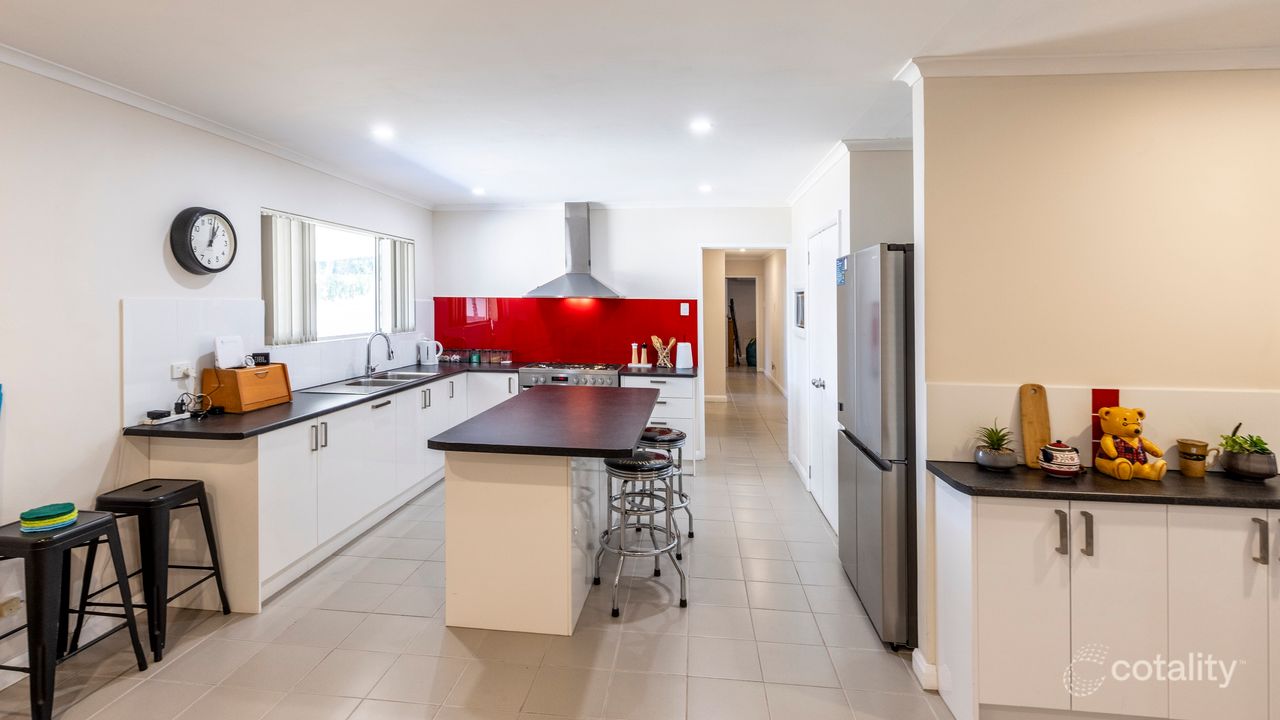 4-bedroom house at 5 Hibiscus Street, East Side, NT 0870, Alice Springs Council, Northern Territory