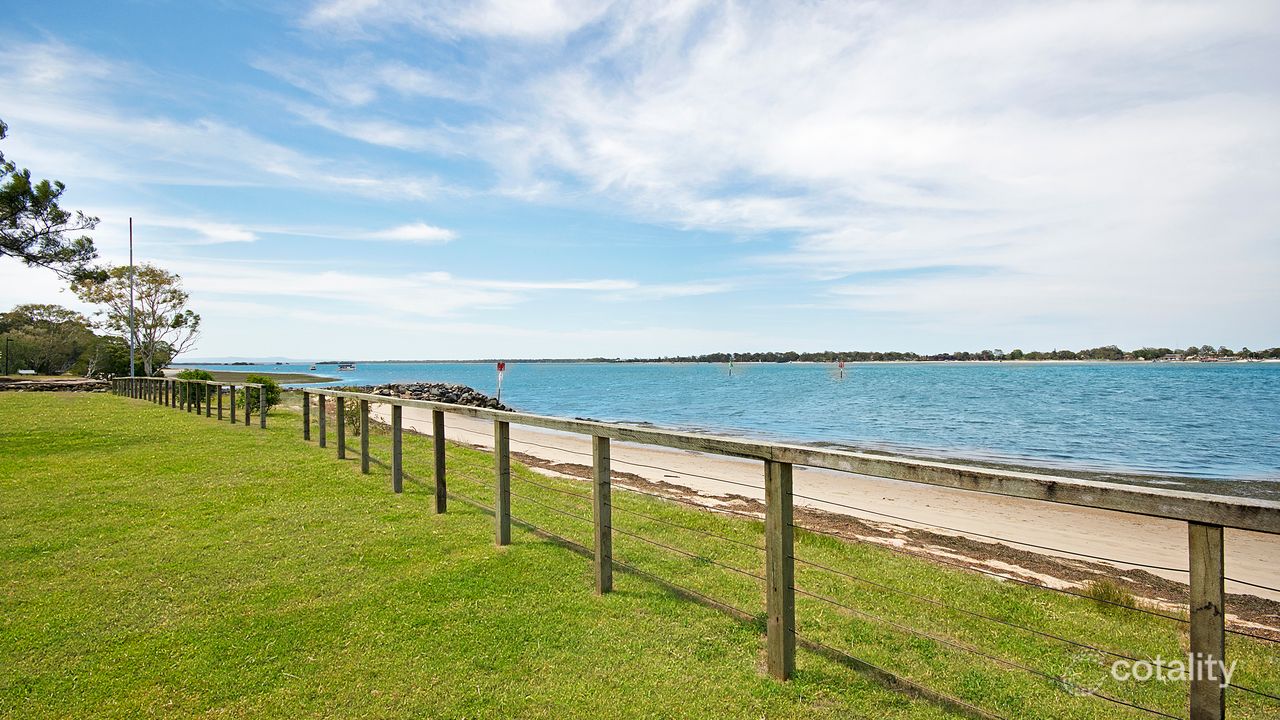 3-bedroom house at 4/18-20 Spinnaker Drive, Sandstone Point, QLD 4511, Moreton Bay, Queensland