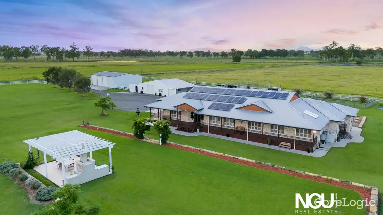 7-bedroom house at 27 Hillside Road, Ipswich Council, Queensland