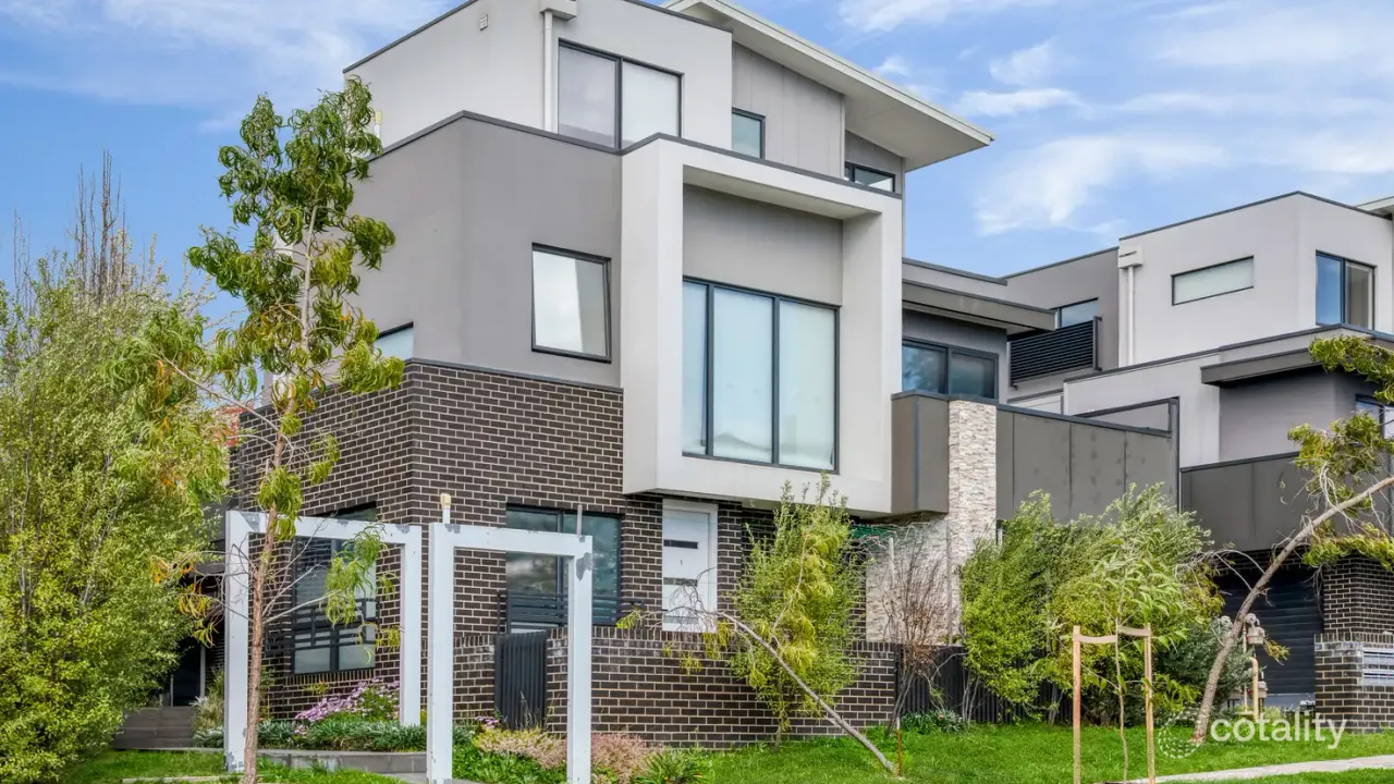 2-bedroom unit at 6/2 Curlew Court, Doncaster, VIC 3108, Manningham, Victoria