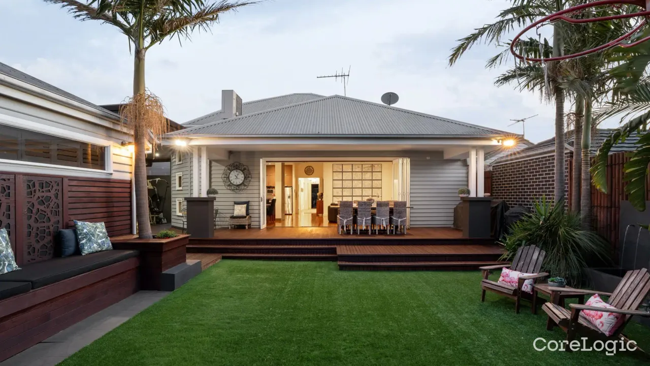 4-bedroom house at 10 Horton Street, Darebin Council, Victoria