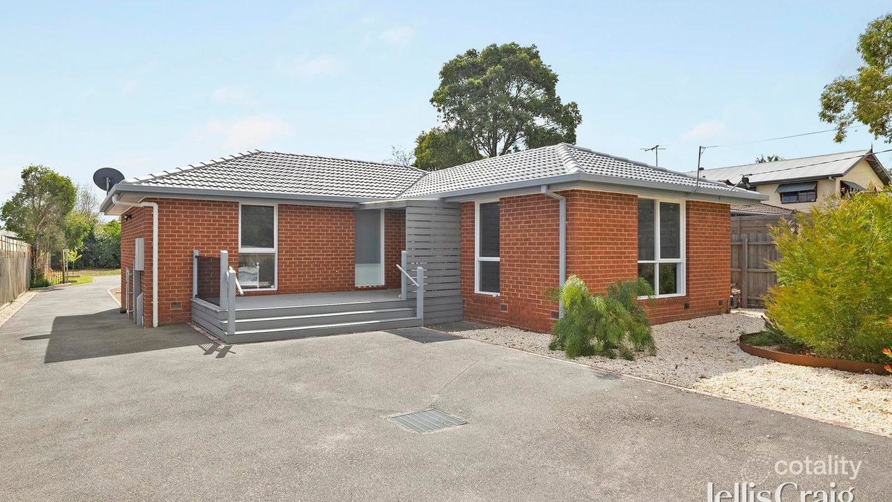 3-bedroom house at 29 Ruth Road, Mornington, VIC 3931, Mornington Peninsula, Victoria