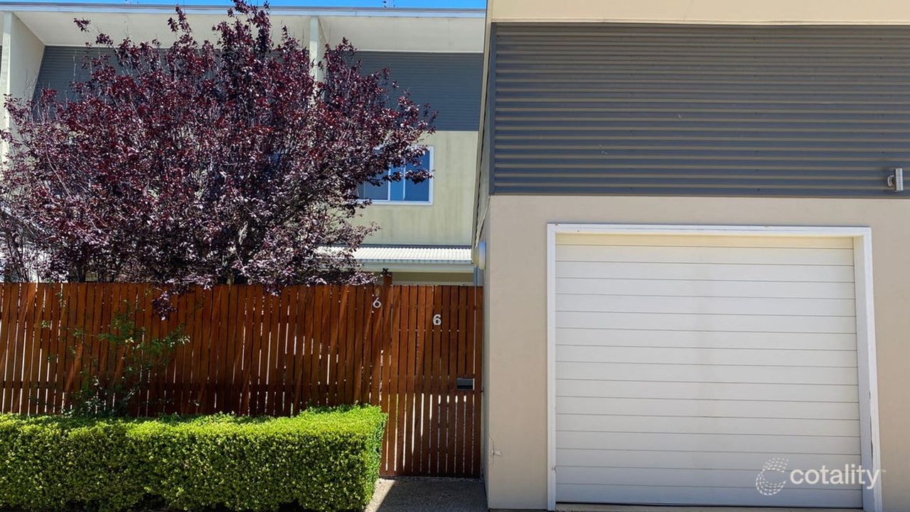3-bedroom unit at 6/2 Redgwell Street, Warwick, QLD 4370, Southern Downs Council, Queensland
