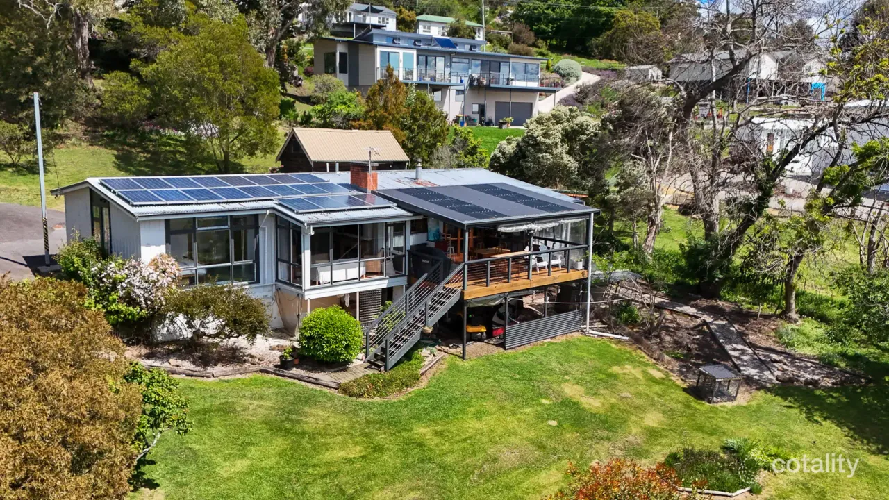 3-bedroom house at 112 Rosevears Drive, Lanena, TAS 7275, West Tamar Council, Tasmania