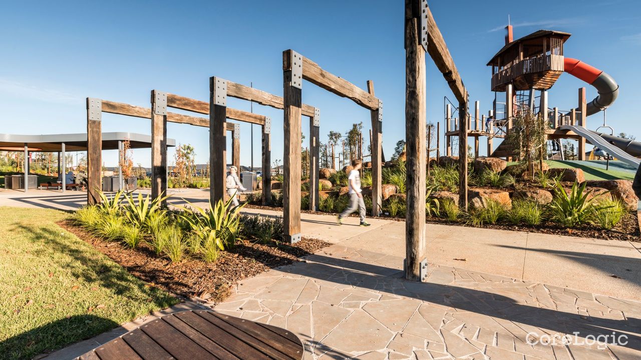 4-bedroom unit at 71 Wireless Drive, Melton Council, Victoria