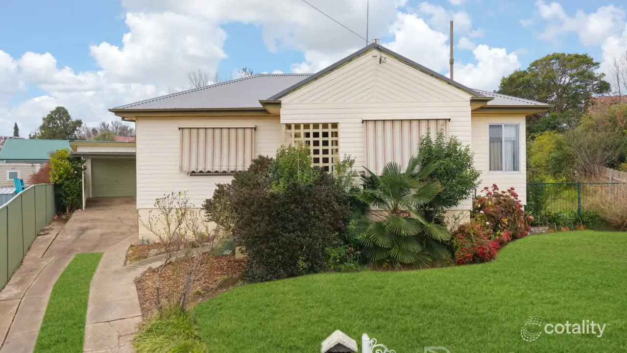 3-bedroom house at 2 Kelly Place, West Bathurst, NSW 2795, Bathurst, New South Wales