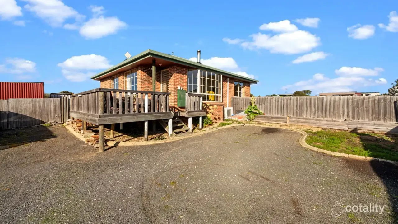 2-bedroom unit at 2/13 Queen Anne Street, Oatlands, TAS 7120, Southern Midlands, Tasmania