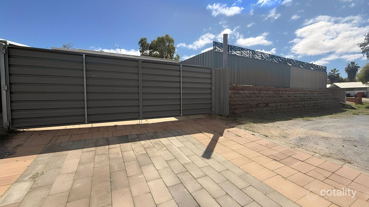4-bedroom house at 7 Lander Court, Larapinta, NT 0875, Alice Springs, Northern Territory