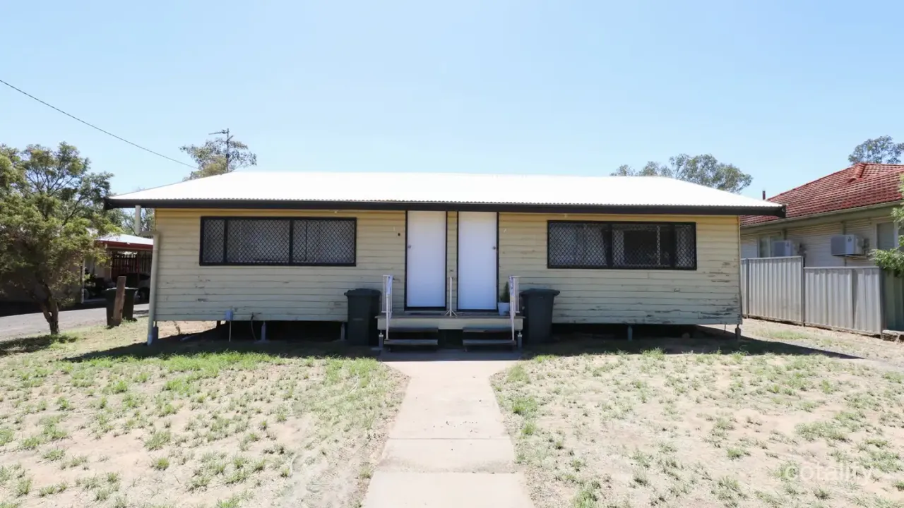 2-bedroom unit at 16 Duke Street, Roma, QLD 4455, Maranoa, Queensland
