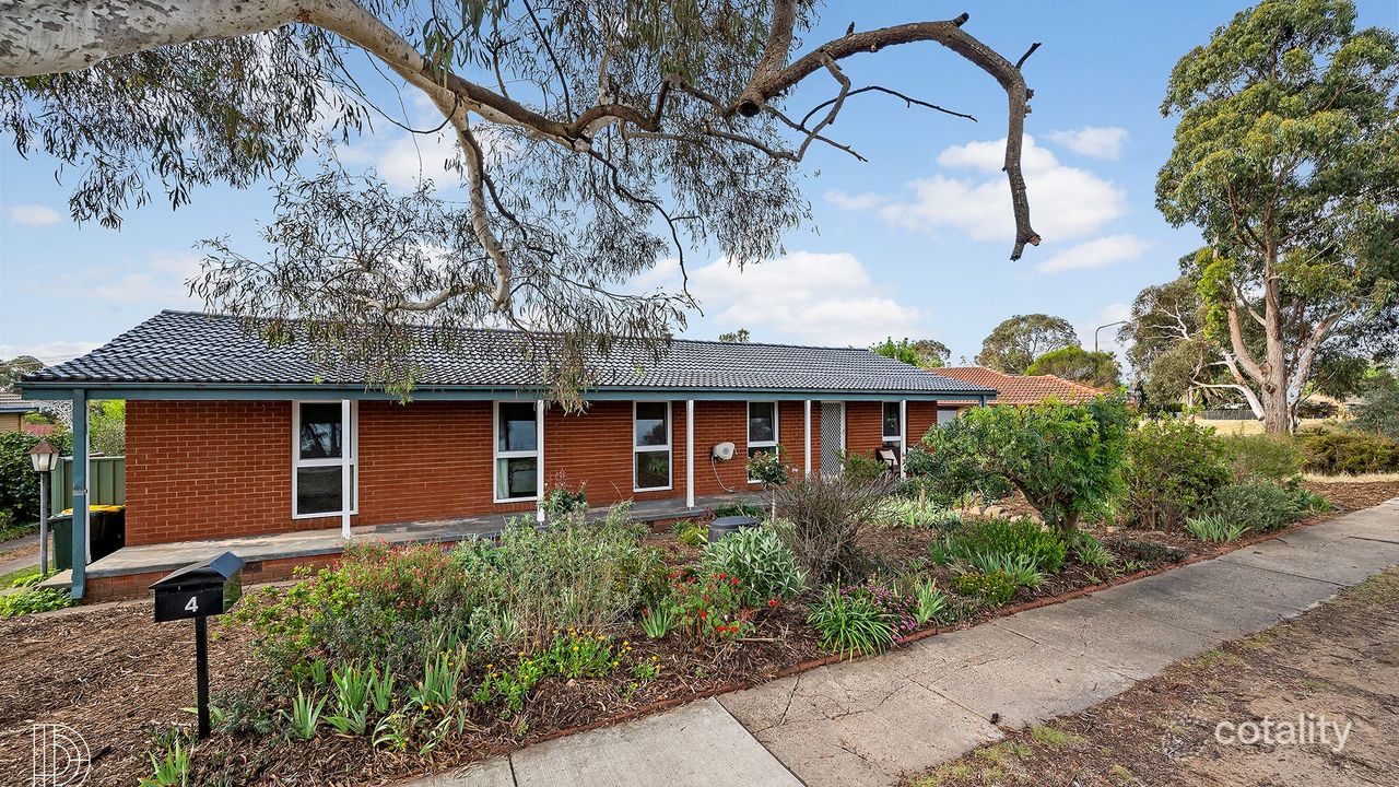 4-bedroom house at 4 Beaurepaire Crescent, Holt, ACT 2615, Unincorporated Act, Australian Capital Territory